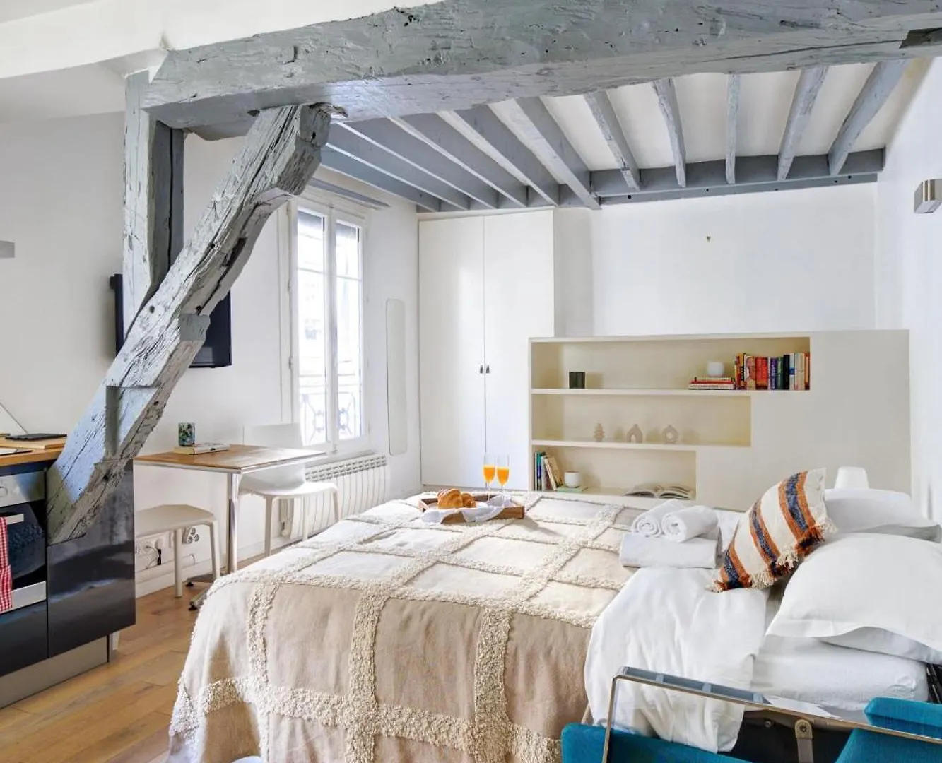 Apartment Bnbnova - Le Marais & Pompidou Paris France