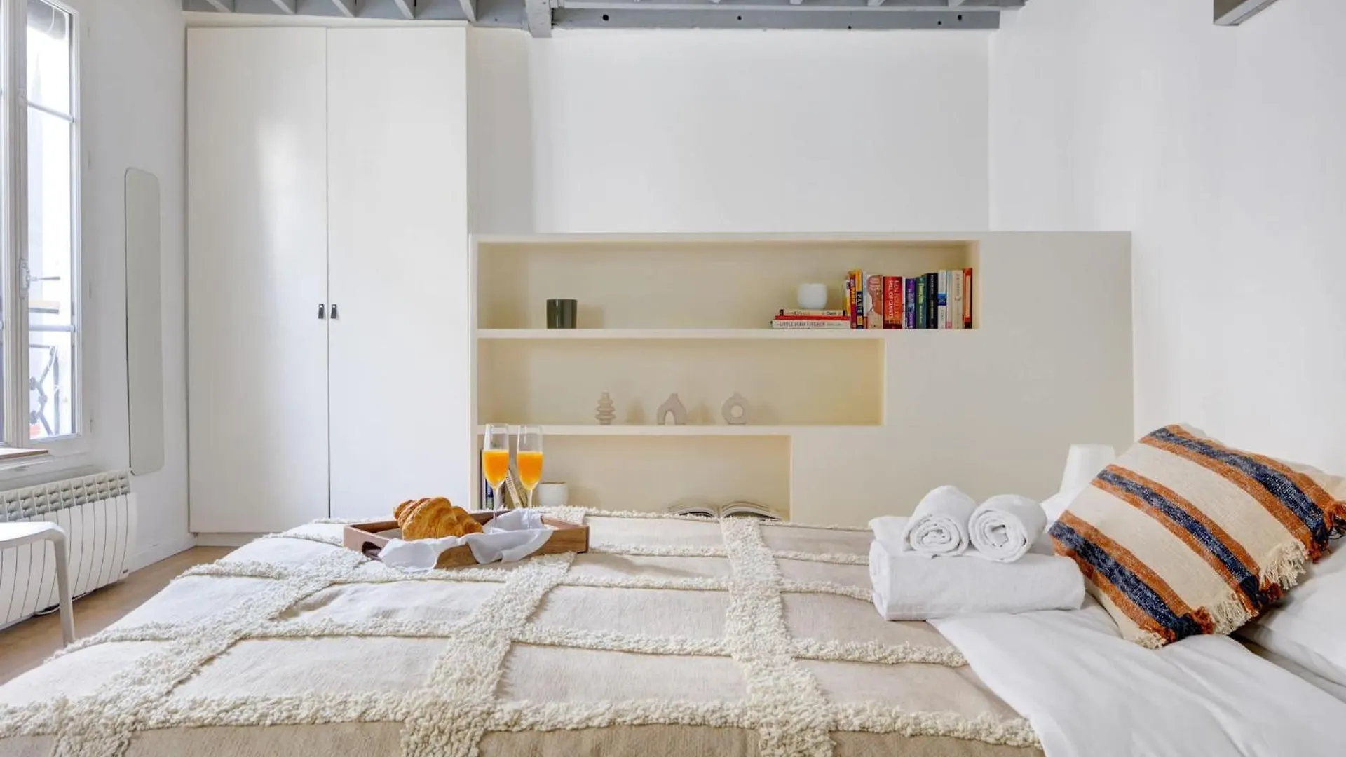 Bnbnova - Le Marais & Pompidou Paris Apartment
